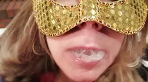 Bratty بہن: میں نے غلطی سے اپنے سوتیلے بھائی پر ویلنٹائن ڈے پر PornHD withaz