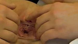 ANAL4K: oozing نوجوان جوڑے کے ساتھ یما Hix