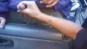 کی لڑکیوں پر بڑے پیمانے پر ٹرک کا کارنامہ. Cassidy بینکوں
