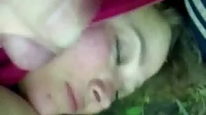 تین نوجوانوں کے احساس کے اس خواب میں ایک foursome